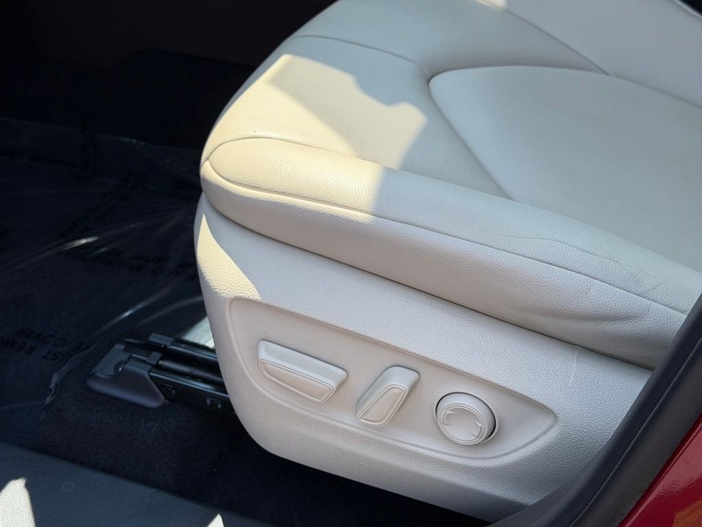2020 Toyota Highlander Hybrid XLE