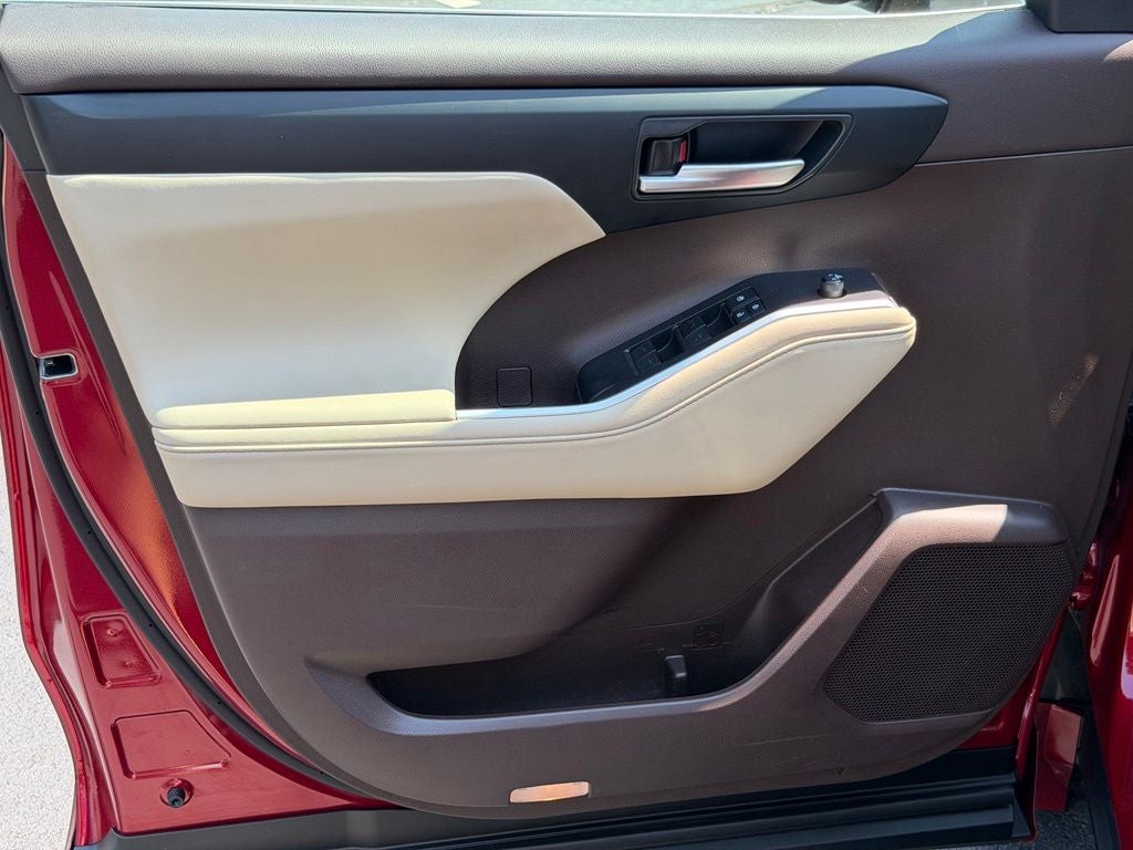 2020 Toyota Highlander Hybrid XLE