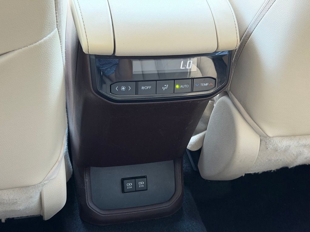 2020 Toyota Highlander Hybrid XLE