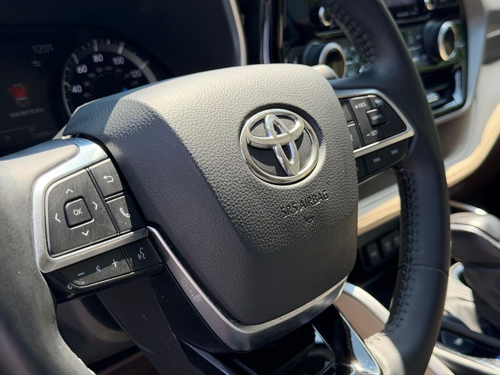 2020 Toyota Highlander Hybrid XLE