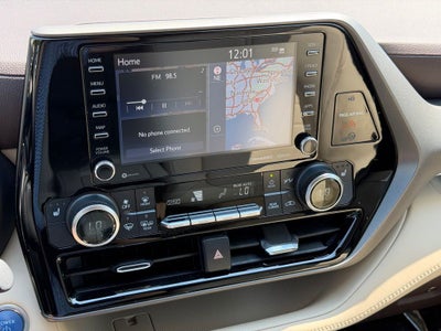 2020 Toyota Highlander Hybrid XLE