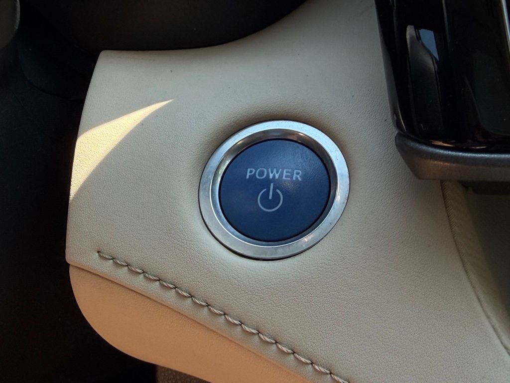 2020 Toyota Highlander Hybrid XLE