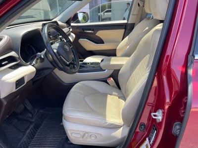 2020 Toyota Highlander Hybrid XLE