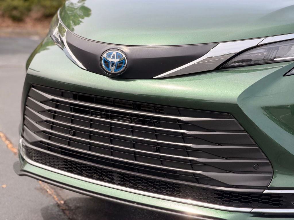 2021 Toyota Sienna XLE 8 Passenger