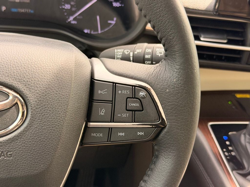 2021 Toyota Sienna XLE 8 Passenger
