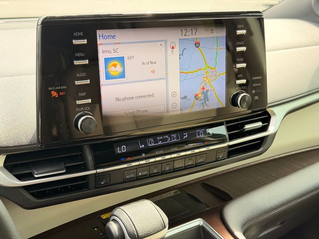 2021 Toyota Sienna XLE 8 Passenger