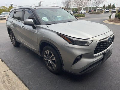 2023 Toyota Highlander Hybrid XLE