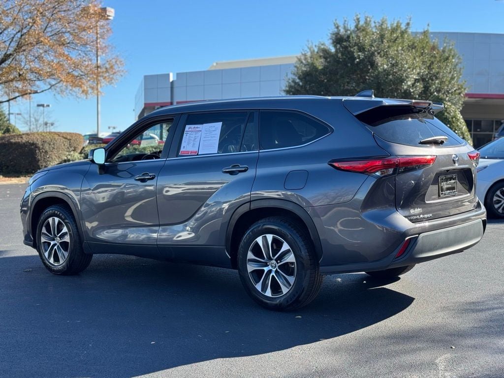 2023 Toyota Highlander XLE