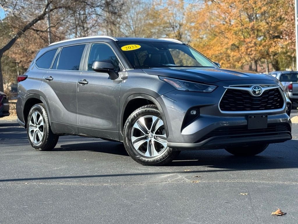 2023 Toyota Highlander XLE
