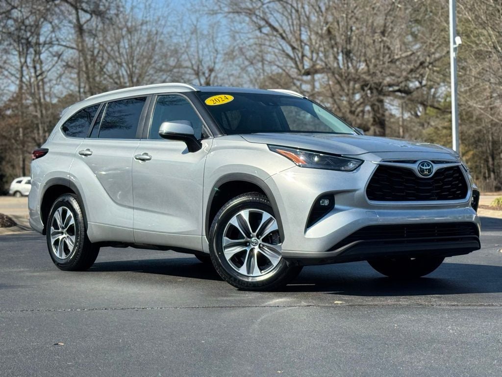 2024 Toyota Highlander XLE