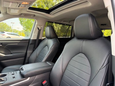 2023 Toyota Highlander XLE