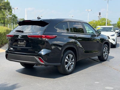2023 Toyota Highlander XLE