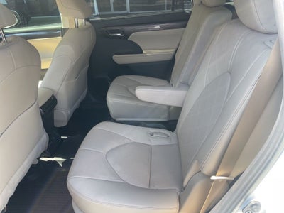 2024 Toyota Highlander Platinum