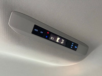 2023 Toyota Sienna LE 8 Passenger