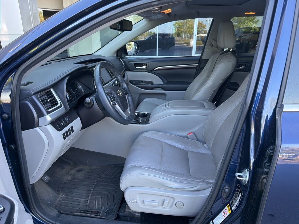 2016 Toyota Highlander Limited