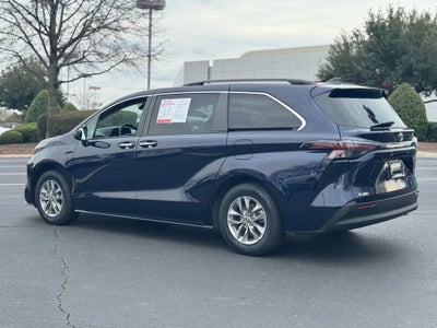 2023 Toyota Sienna XLE 7 Passenger