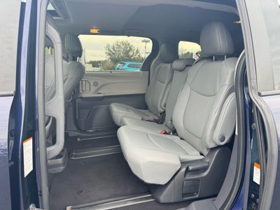 2023 Toyota Sienna XLE 8 Passenger