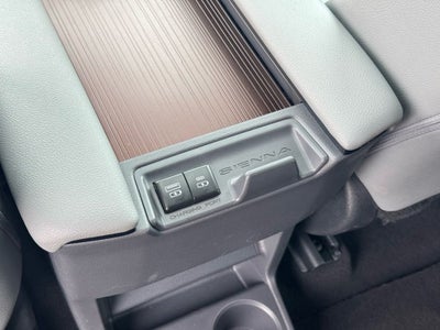 2023 Toyota Sienna XLE 8 Passenger