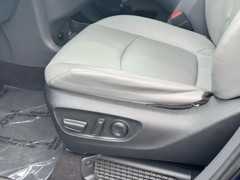 2023 Toyota Sienna XLE 8 Passenger