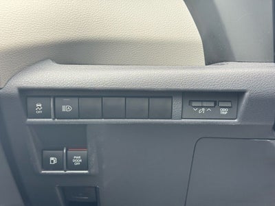 2023 Toyota Sienna XLE 8 Passenger