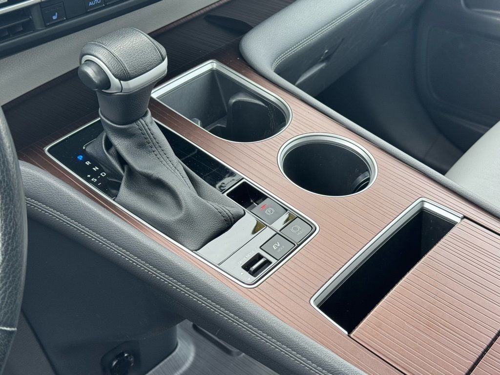 2023 Toyota Sienna XLE 8 Passenger