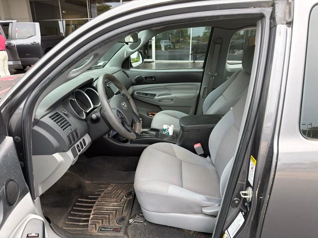 2015 Toyota Tacoma Base