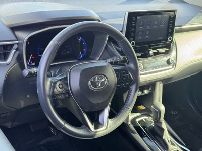 2022 Toyota Corolla Cross XLE