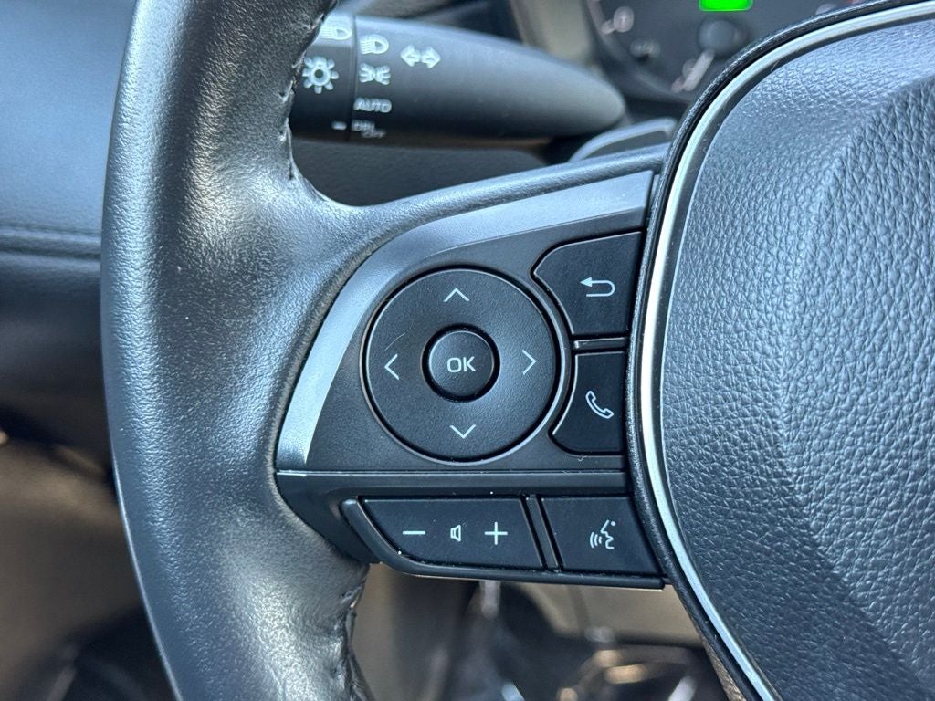 2023 Toyota Corolla Cross Hybrid SE