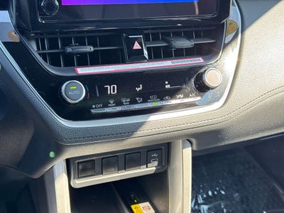 2023 Toyota Corolla Cross Hybrid SE