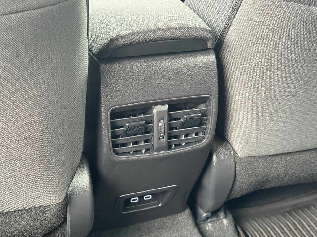 2025 Toyota Corolla Cross Hybrid SE