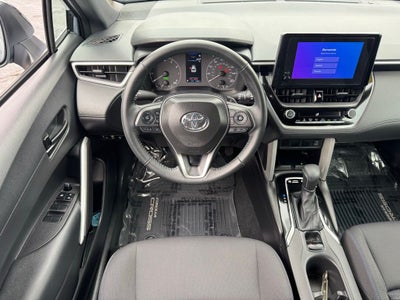 2025 Toyota Corolla Cross Hybrid SE