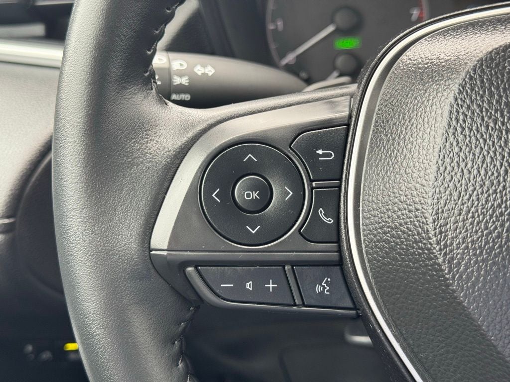 2025 Toyota Corolla Cross Hybrid SE