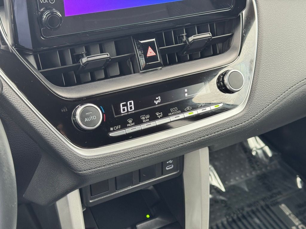 2025 Toyota Corolla Cross Hybrid SE