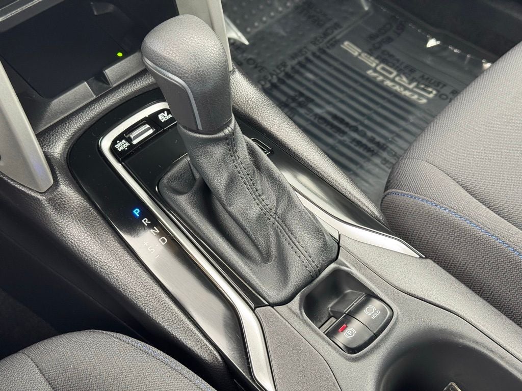 2025 Toyota Corolla Cross Hybrid SE