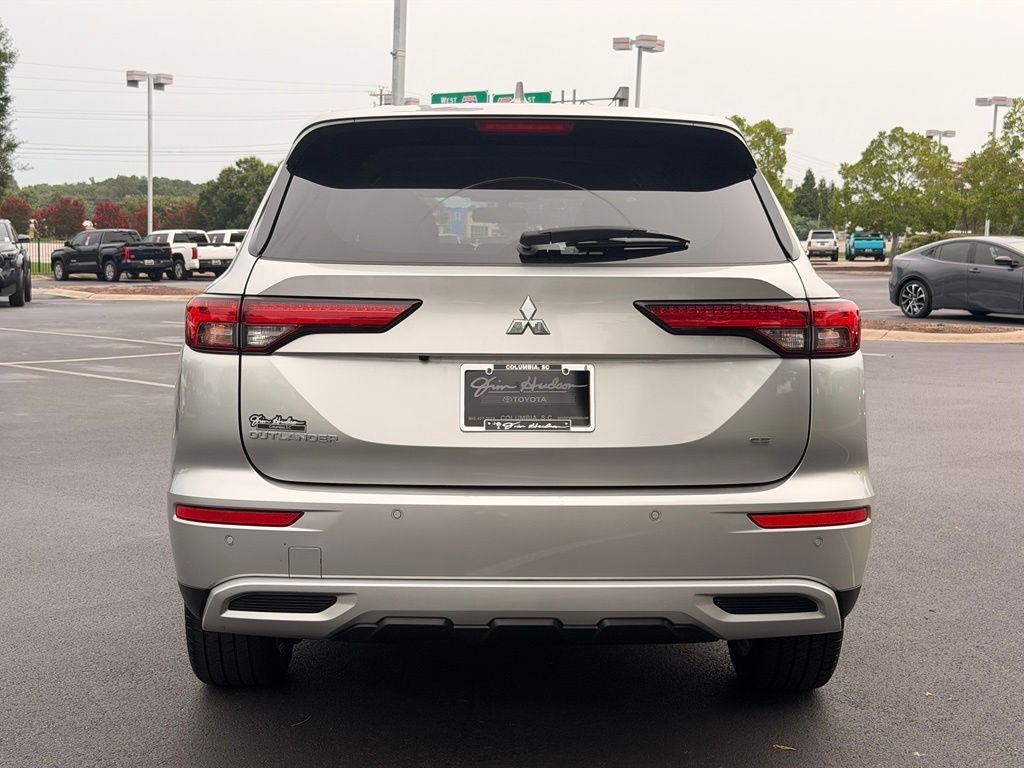 2024 Mitsubishi Outlander SE