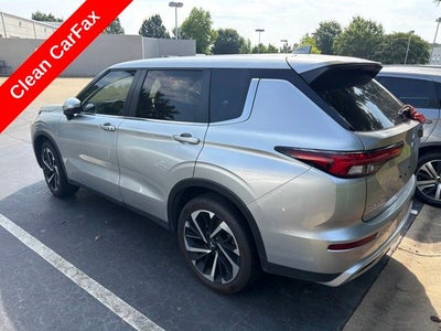 2024 Mitsubishi Outlander SE
