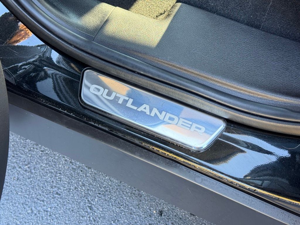 2024 Mitsubishi Outlander SEL Platinum Edition