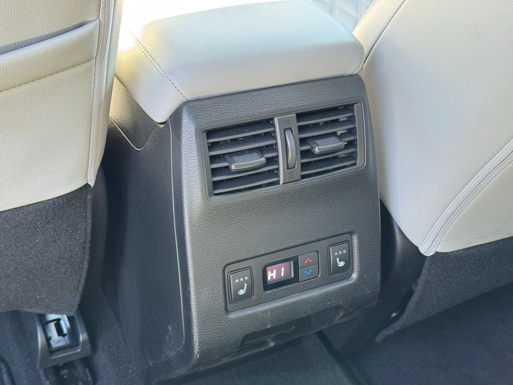 2024 Mitsubishi Outlander SEL Platinum Edition