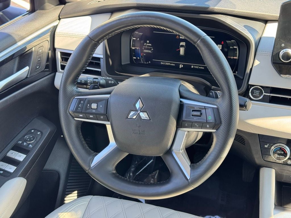 2024 Mitsubishi Outlander SEL Platinum Edition