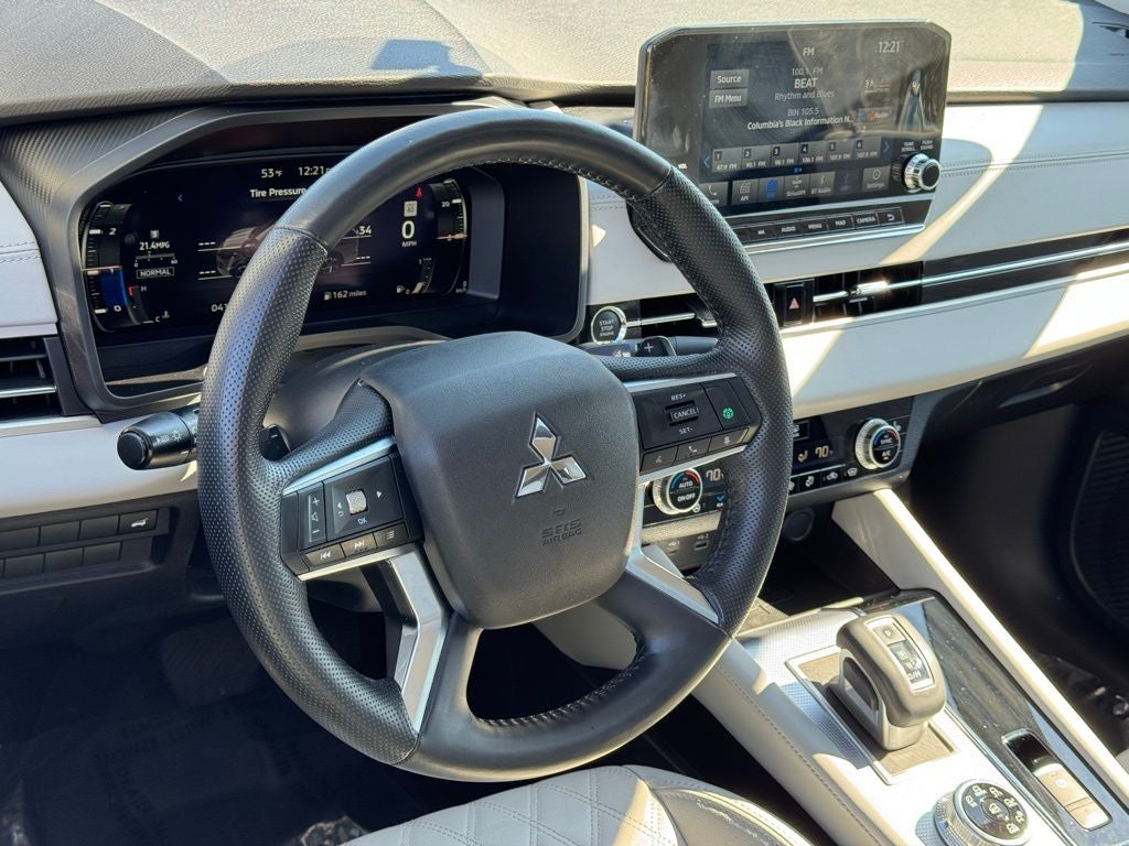 2024 Mitsubishi Outlander SEL Platinum Edition