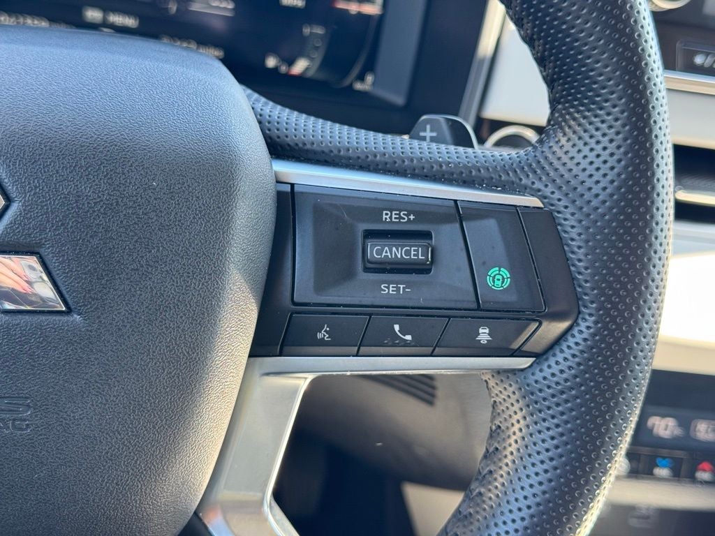 2024 Mitsubishi Outlander SEL Platinum Edition