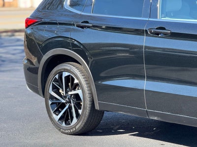 2024 Mitsubishi Outlander SEL Platinum Edition