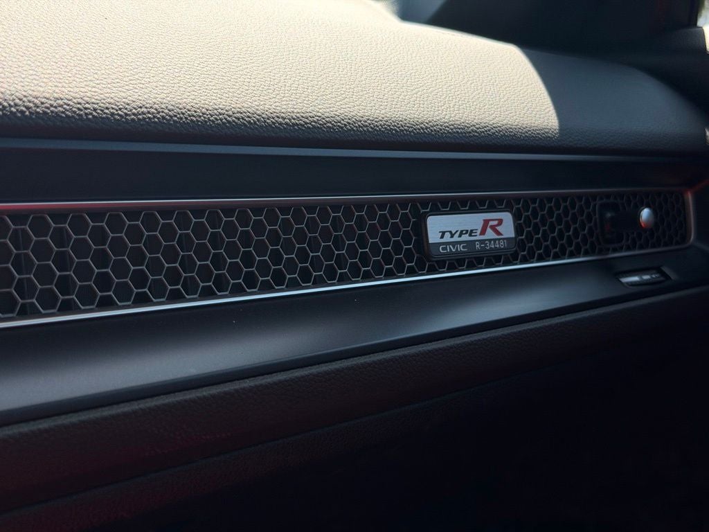 2025 Honda Civic Type R Base