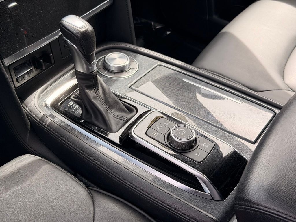 2024 Nissan Armada SV