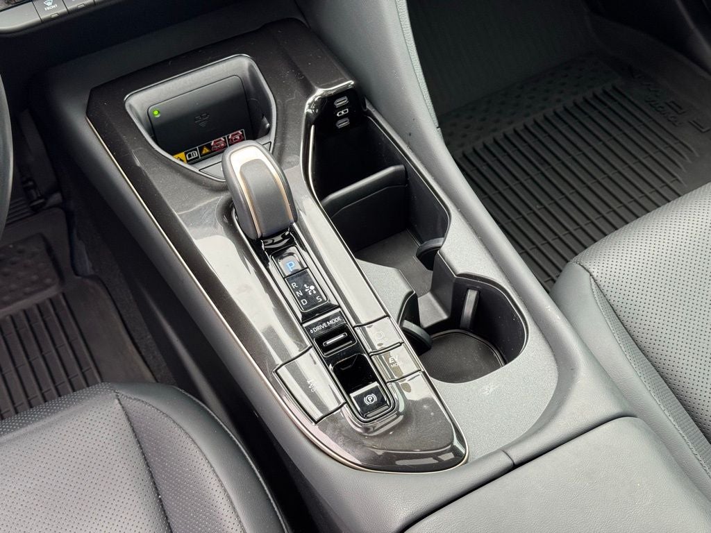 2025 Toyota Crown Signia Limited