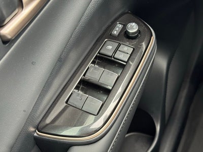 2025 Toyota Crown Signia Limited