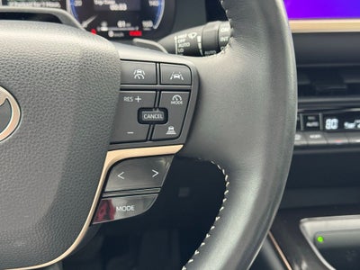 2025 Toyota Crown Signia Limited