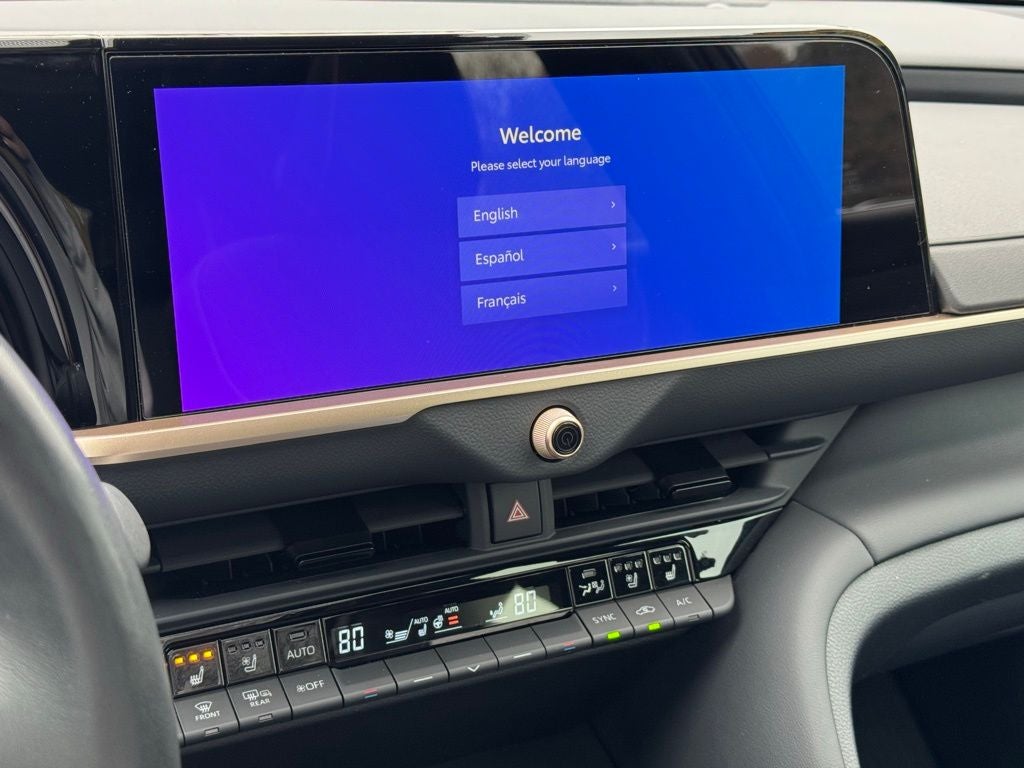 2025 Toyota Crown Signia Limited