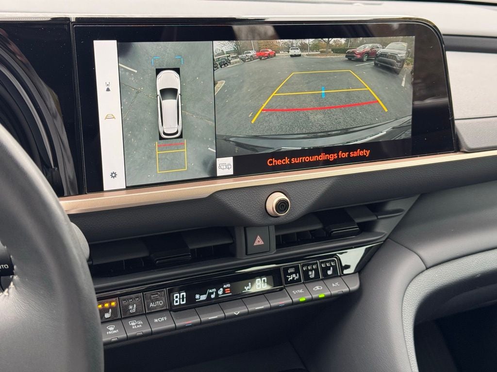 2025 Toyota Crown Signia Limited