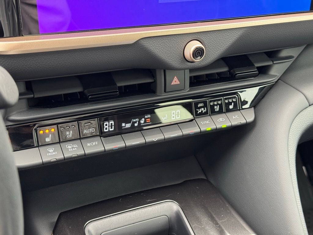 2025 Toyota Crown Signia Limited